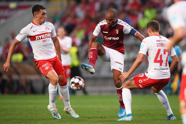 东契奇37+7+9关键防守漏人 独行侠负爵士4连败