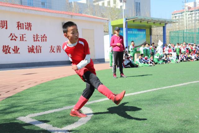 翟晓川19分首钢胜肯帝亚 吴前25分浙江胜深圳